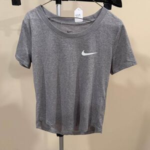 Girls Medium Nike Dri-FIT T-Shirt